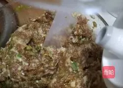 Illustration of how to make kidney bean and meat buns 2