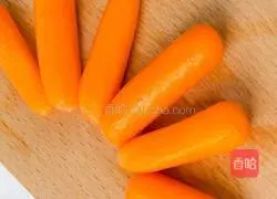 Illustration of how to make fried carrot noodles with fried sauce 2