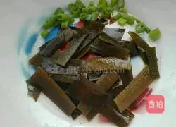 Illustration of how to make kelp and tofu soup 4