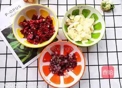 Illustration of how to make Xiaoliu pickled cucumber 4