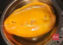 Illustration of how to make papaya milk stewed eggs 7