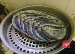 Illustration of how to make steamed small yellow croaker 3