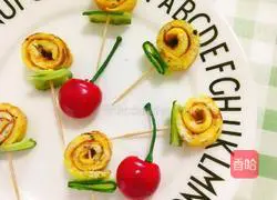 Illustration of how to make baby food supplement, shrimp skin egg roll lollipop 9