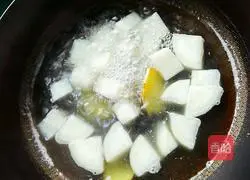 Illustration of how to make mutton and radish soup 9