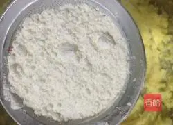 Illustration of how to make coconut cookies 8