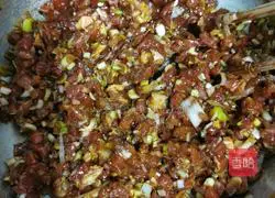 Illustration of how to make zucchini and pork vermicelli dumplings 10