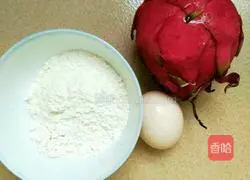 Illustration of how to make dragon fruit soft cake 1