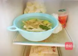 Illustration of Internet celebrity lemon passion fruit chicken feet 6