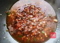 Illustration of how to cook hairtail with sauce 12