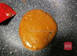 Illustration of how to make pearl milk tea 5