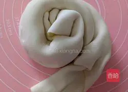 Illustration of how to make potato stewed bean cakes in one pot 15