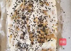 Illustration of how to make pot helmets 8