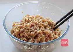 Illustration of Northeast Pork and Pickled Cabbage Stuffed Buns 4