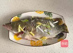 Illustration of how to make steamed mandarin fish 4