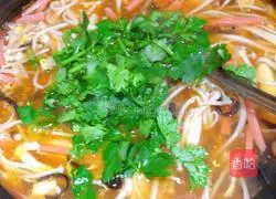 Illustration of how to make delicious hot and sour soup 9