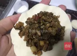 Illustration of how to make steamed buns 19