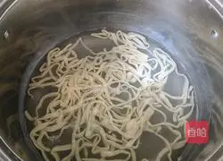 Illustration of how to make tomato and egg noodles 9