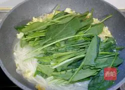 Spinach and egg noodles recipe 8