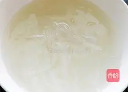 Illustration of how to make fish and tofu soup 2