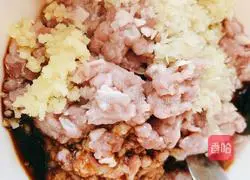 Illustration of how to make pure meat shaomai 1