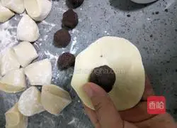 Illustration of how to make yam and bean paste buns 17