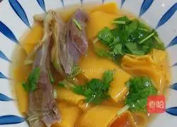 Illustration of how to make carrot noodles 13