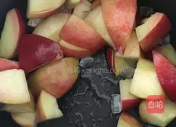 Peach Sparkling Water Recipe Illustration 4