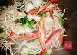 Home-style vegetarian fried noodles recipe 6