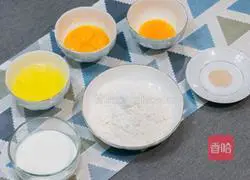 Illustration of how to make milk-flavored fried dough sticks at home 1