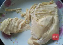 Illustration of how to make cold shredded chicken 6