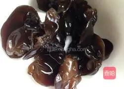 Spinach and Pork Liver Soup Recipe Illustration 4