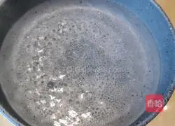 Illustration of how to make ginger, date and corn mushroom soup 2