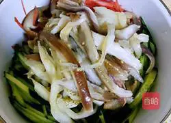 Illustration of how to make three shredded cold dishes 11