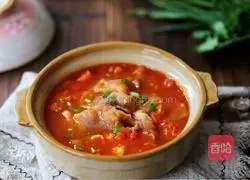 tomato Illustration of how to make fat beef soup 15