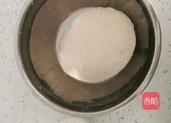 Illustration of how to make pickled cabbage stuffed buns 1