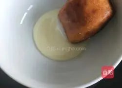 Illustration of how to make condensed milk and steamed buns 4