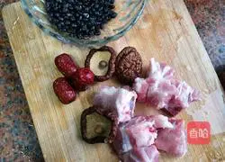 Black bean, mushroom and pork ribs soup recipe 1