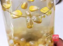 Illustration of how to make handmade butterfly noodles 1