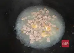 Illustration of how to make broccoli in soup 2