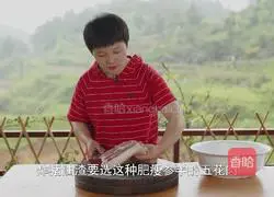 The fat meat you don’t like is made into lard residue, spicy and crispy for snacks Illustration of how to make delicious wine 1