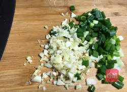 Dumplings stuffed with radish and meat-magic flour recipe 6