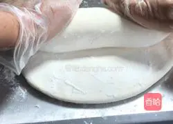Hand-rolled dough - Illustration of how to make magical flour 5