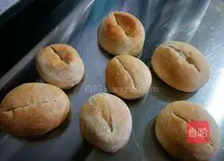 Macau Steak Bun Recipe Illustration 11