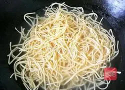 Yangzhou hot dry silk (home version) illustration 3