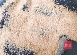 Illustration of making sweet bean flour rolls 3