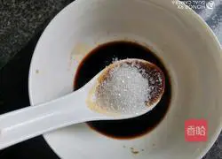 Illustration of how to make noodles with scallion oil 11