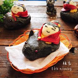 Zhu Bajie carries his wife on his back