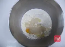 Illustration of how to make classic milk-flavored buns 1