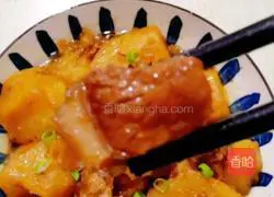 Illustration of Beef Brisket Stewed with Potatoes 18