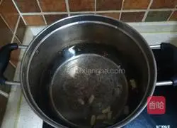 Illustration of how to make cucumber and meat slices soup 5